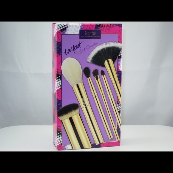 IN SEARCH OF TARTE LIMITED EDITION BRUSH SETS - Picture 5 of 8